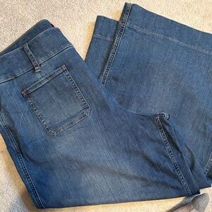 SPANX Cropped Jeans - Classic Blue